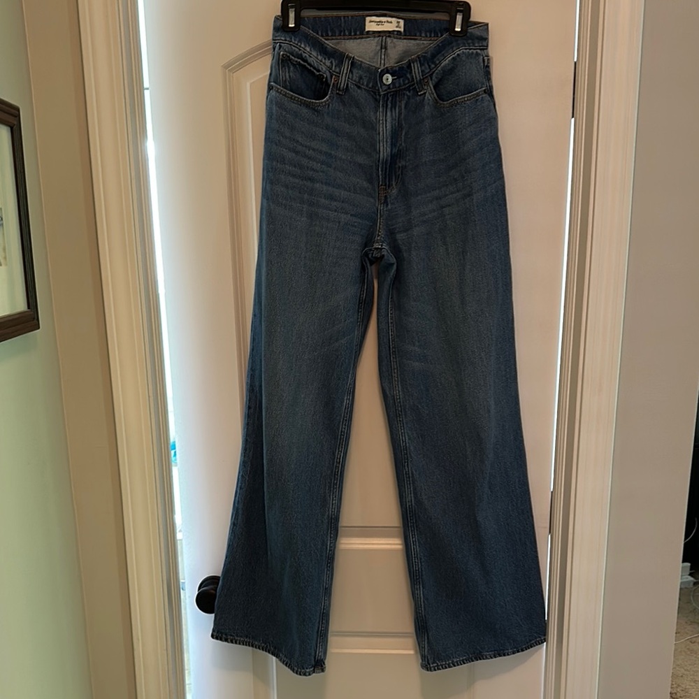 Abercrombie & Fitch Blue Wide Leg Jeans 26L